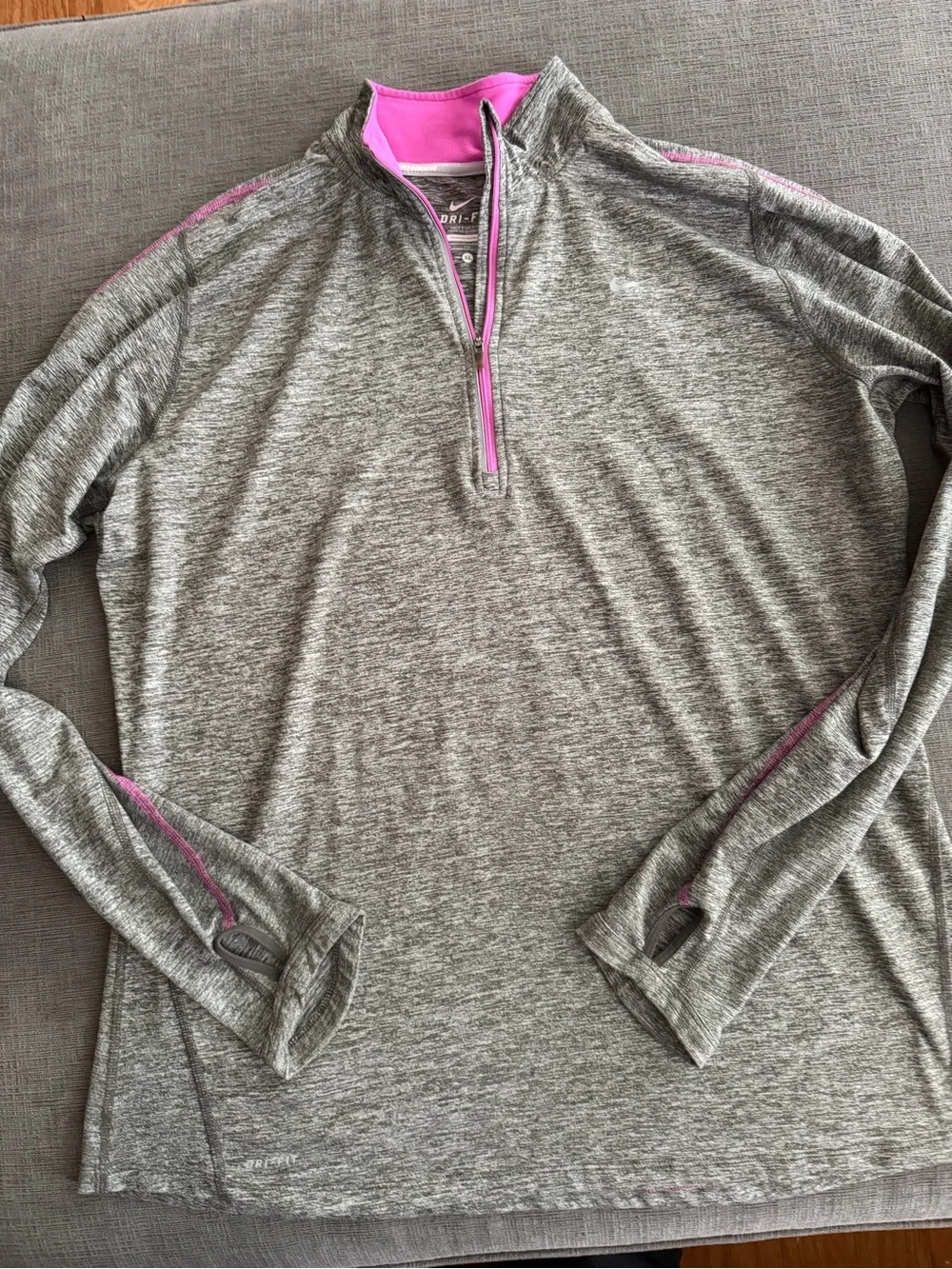Womens NIKE ELEMENT Dri-Fit 1/4 Zip Pullover Running Top Size XL Grey/Pink
